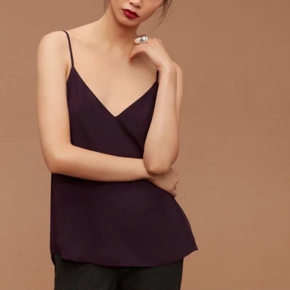 Aritzia Babaton Everly Camisole V-neck Blouse Sleeveless Top XXS - Picture 1 of 8